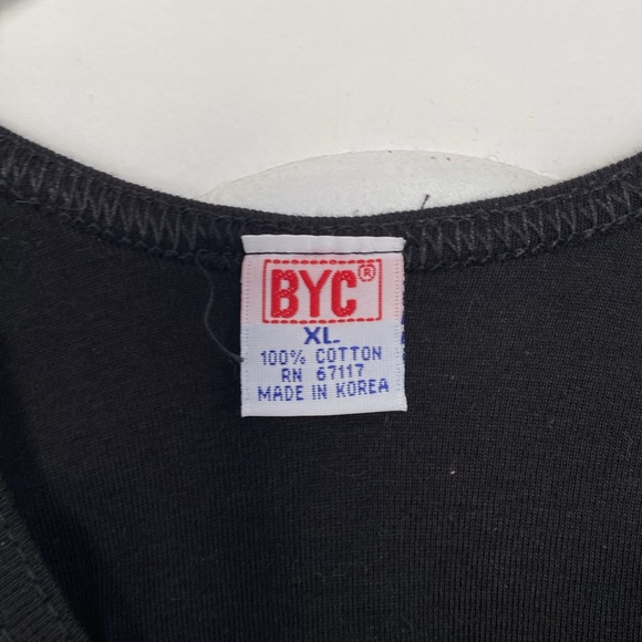 Xl & l brand new - Picture 3 of 3